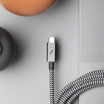 皮帶電纜專業版(USB-C至USB-C)